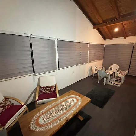 Family Oasis Apartment Hadzici